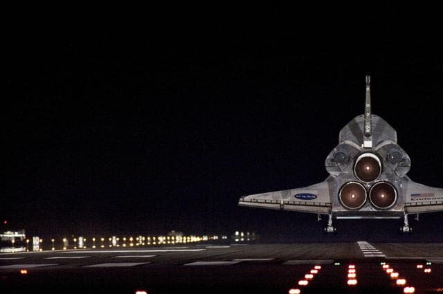 NASA image: STS-130 Endeavour Lands at KSC
