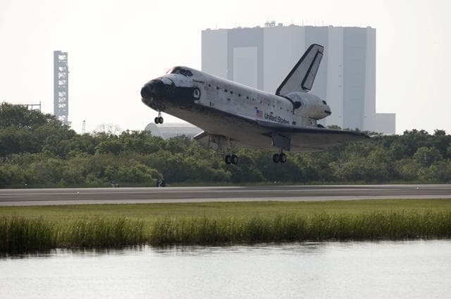 NASA image: sts131-s-109