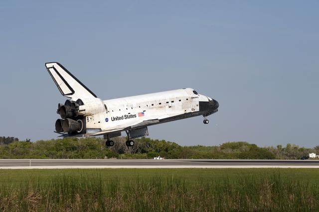 NASA image: sts131-s-118