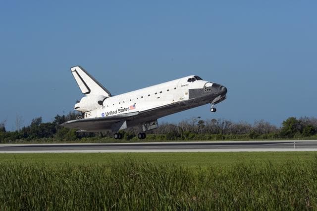 NASA image: STS-132 Space Shuttle Atlantis Landing
