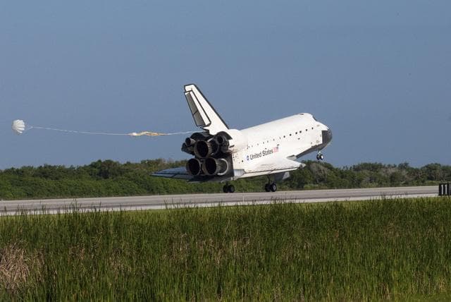 NASA image: STS-132 Space Shuttle Atlantis Landing