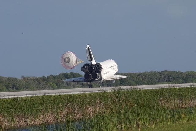 NASA image: STS-132 Space Shuttle Atlantis Landing