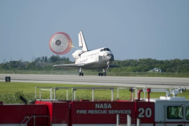 NASA image: STS-132 Space Shuttle Atlantis Landing