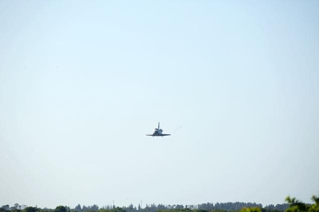 NASA image: STS-132 Space Shuttle Atlantis Landing