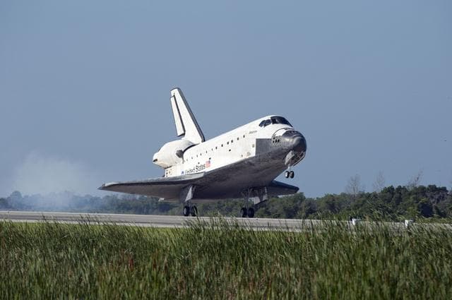 NASA image: STS-132 Space Shuttle Atlantis Landing