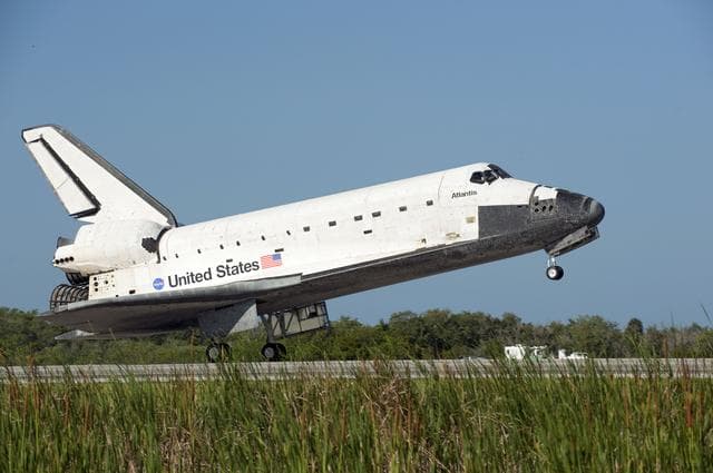 NASA image: STS-132 Space Shuttle Atlantis Landing
