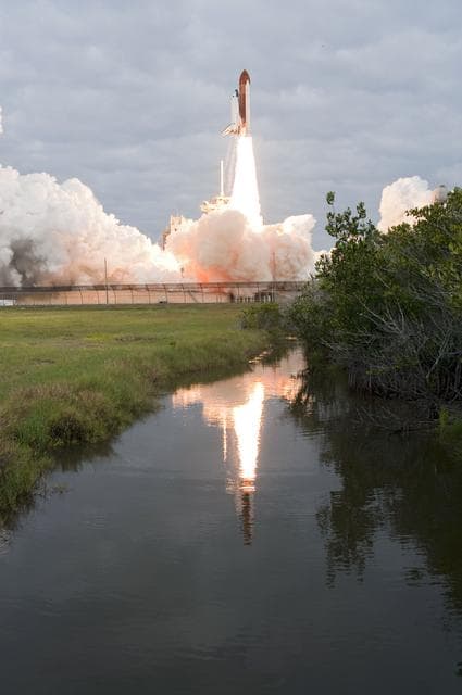 NASA image: Final Launch of the Space Shuttle Endeavour / STS-134 Mission