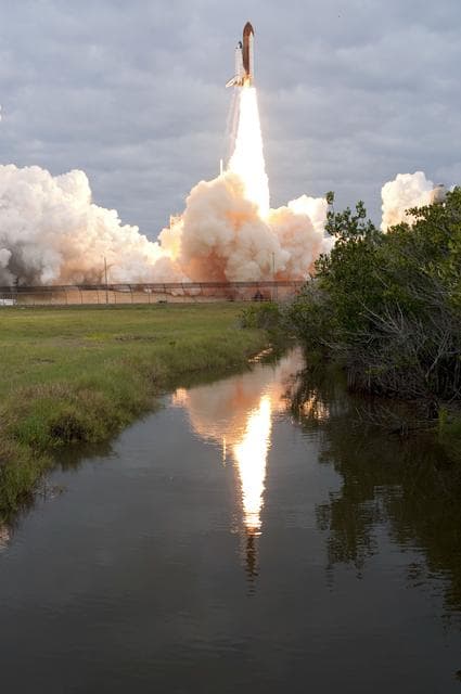 NASA image: Final Launch of the Space Shuttle Endeavour / STS-134 Mission