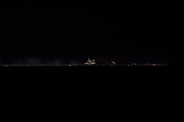 NASA image: The Final Landing of STS-135 Atlantis