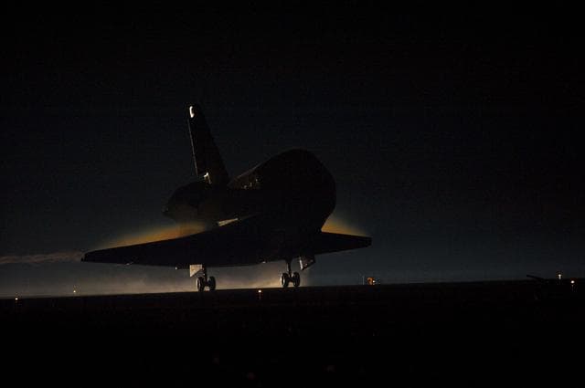 NASA image: The Final Landing of STS-135 Atlantis