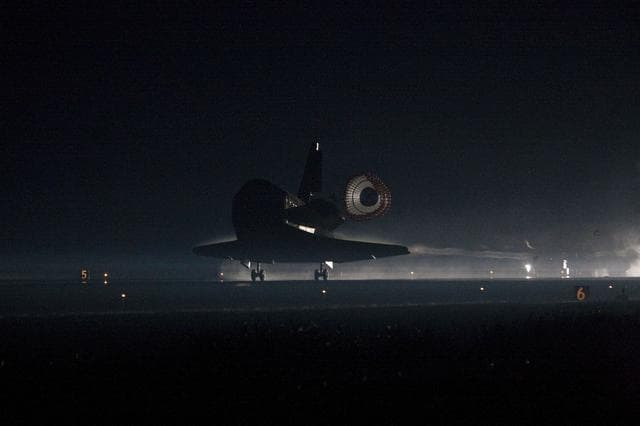 NASA image: The Final Landing of STS-135 Atlantis