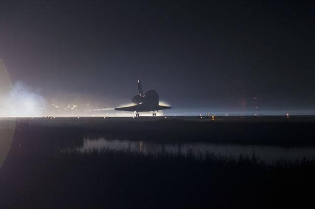 NASA image: The Final Landing of STS-135 Atlantis
