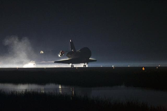 NASA image: The Final Landing of STS-135 Atlantis