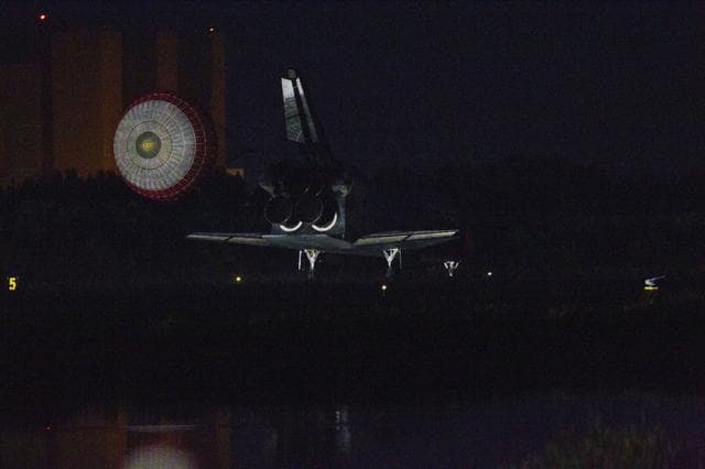 NASA image: The Final Landing of STS-135 Atlantis